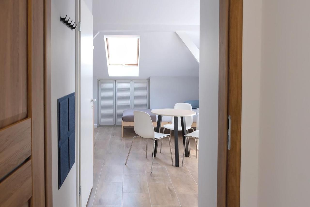 Apart Hostel S8 Blizne Jasinskiego Εξωτερικό φωτογραφία