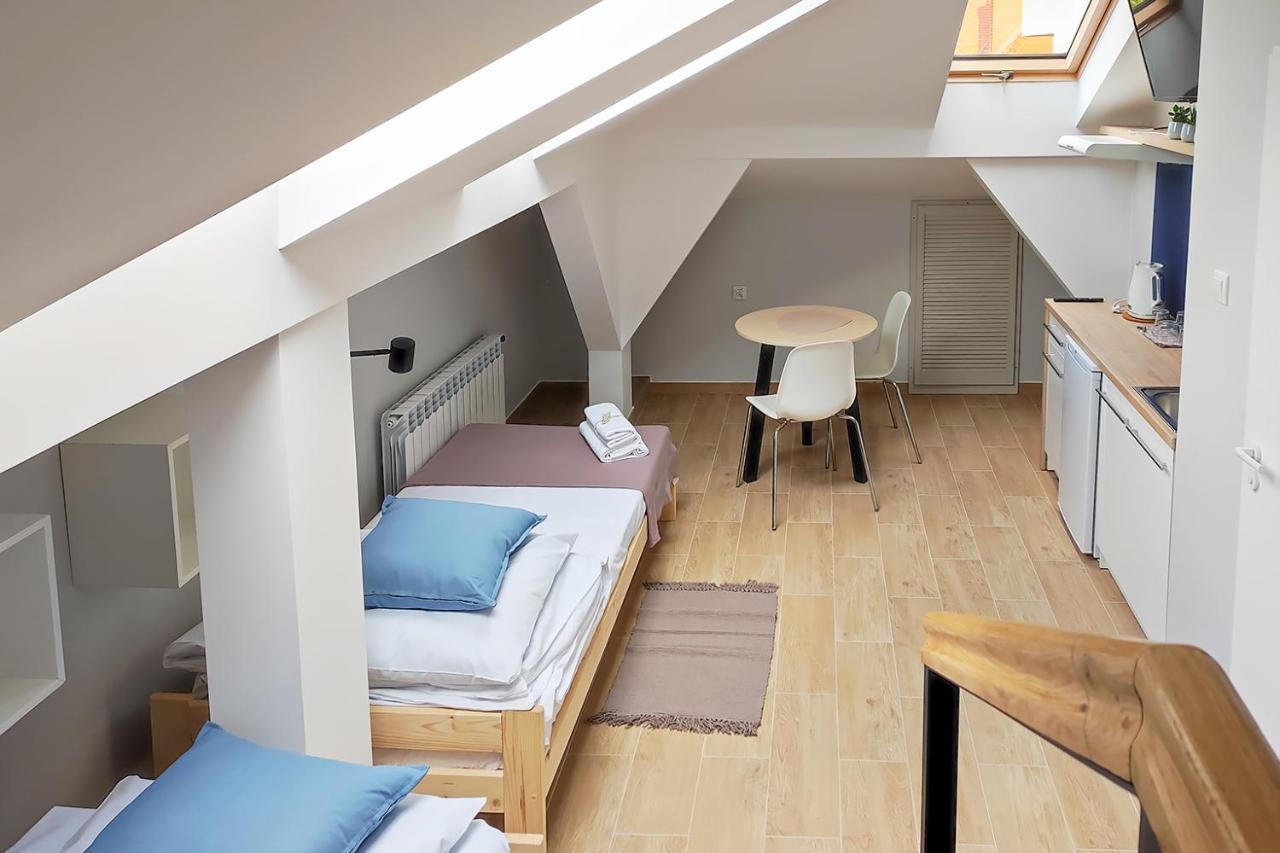 Apart Hostel S8 Blizne Jasinskiego Εξωτερικό φωτογραφία