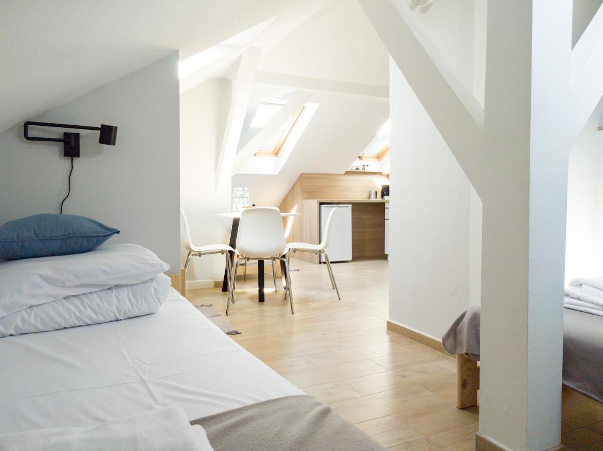 Apart Hostel S8 Blizne Jasinskiego Εξωτερικό φωτογραφία