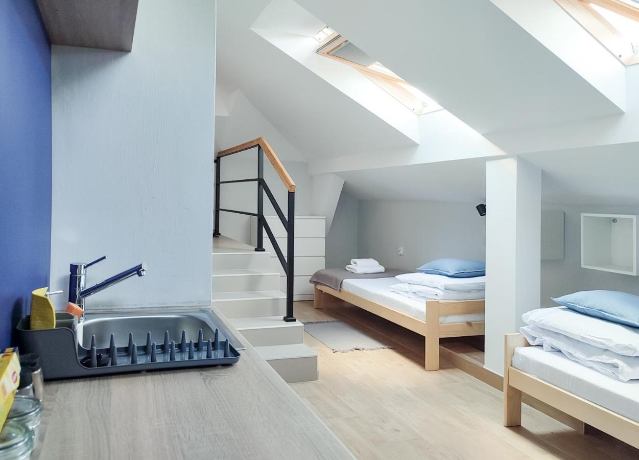 Apart Hostel S8 Blizne Jasinskiego Εξωτερικό φωτογραφία